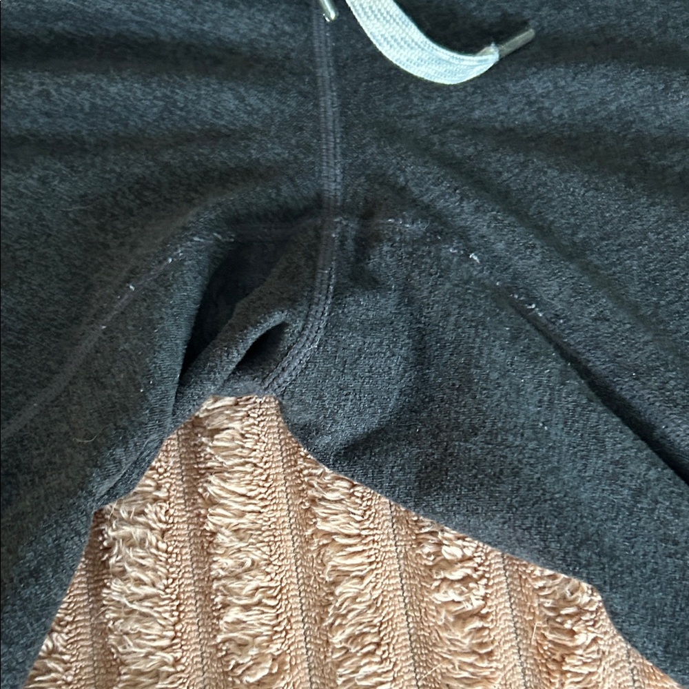 Vuori Charcoal Gray Joggers - Picture 5 of 7